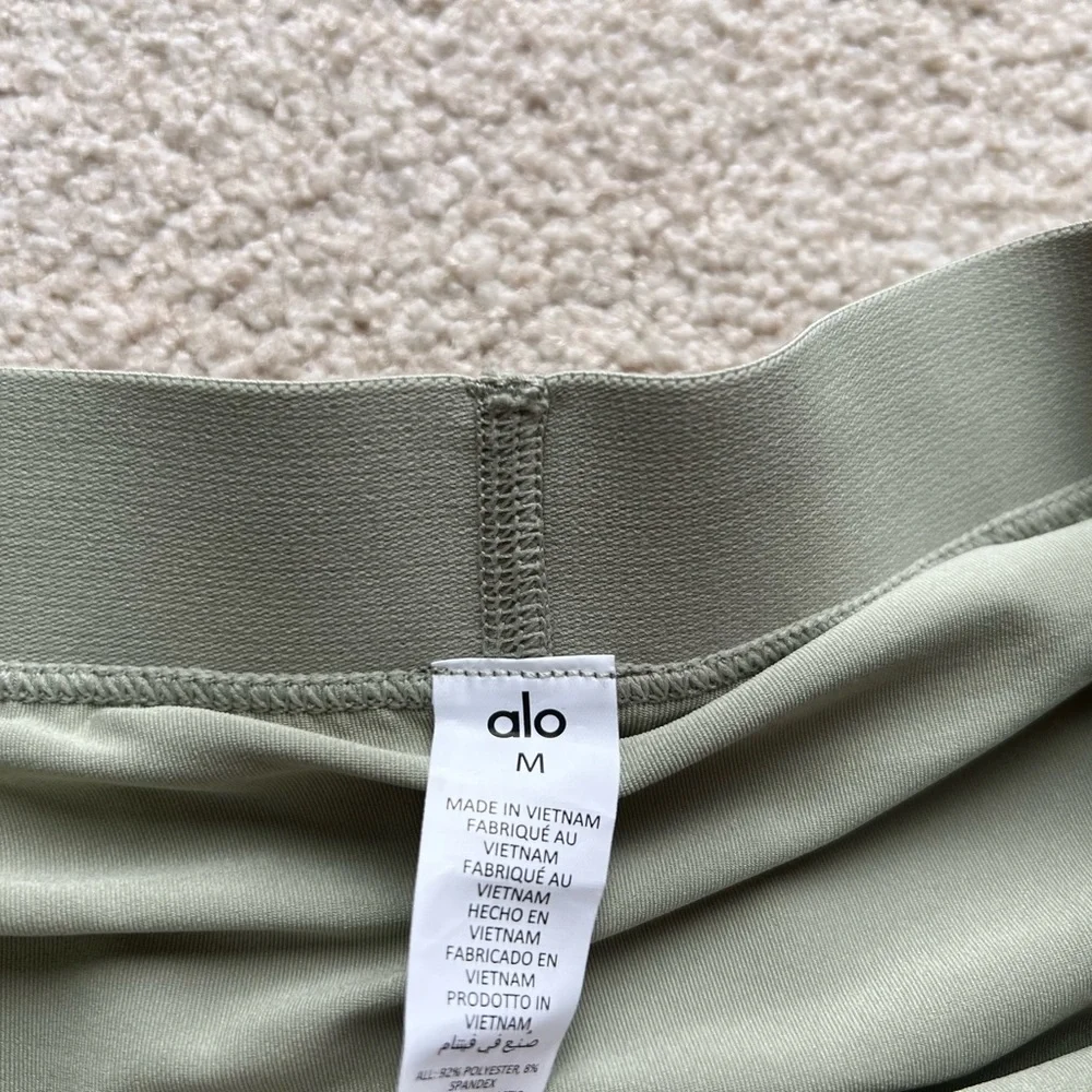 Alo Yoga Women Varsity Tennis Skirt Limestone Pleated Elastic Waistband A Line M